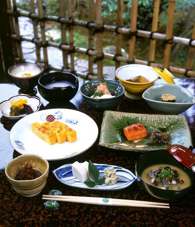 เรียวกัน เกียวคูเทอิ Hotel ฮาโกเน่ ภายนอก รูปภาพ